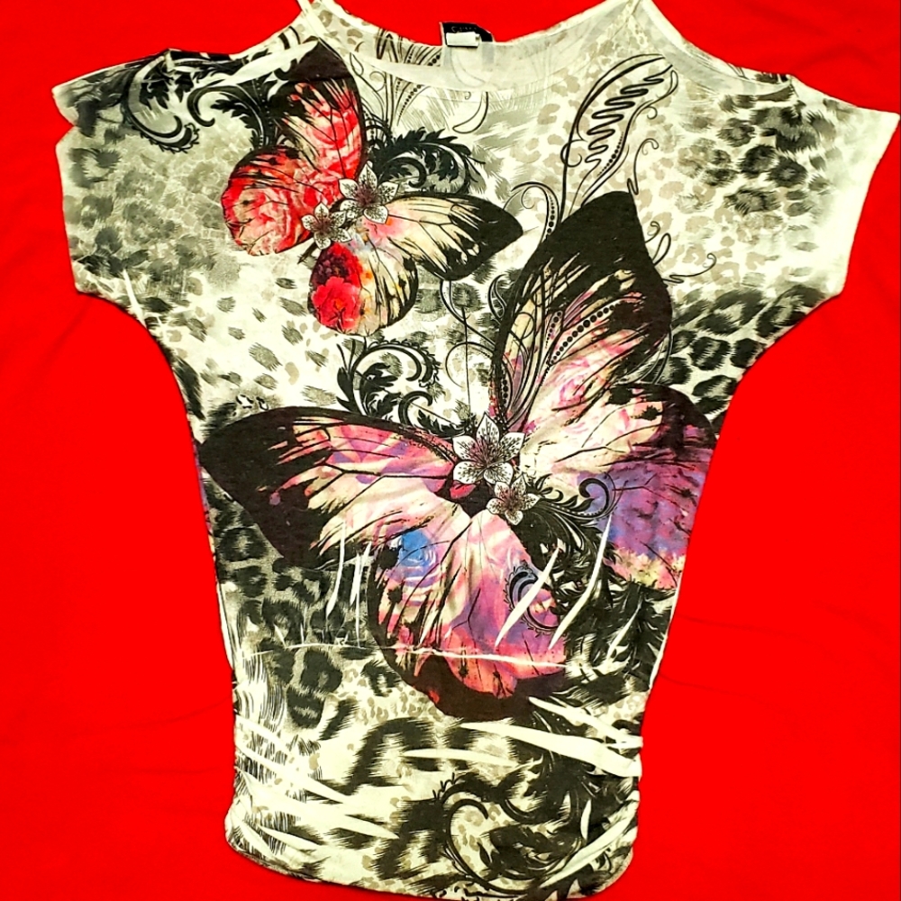 BRAND NEW Chelsey Sz Sm Peep shoulder top